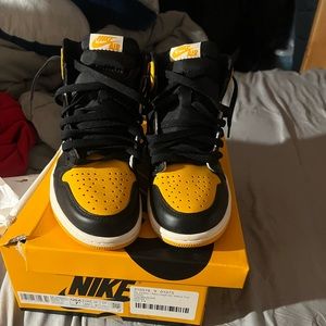 Jordan Retro 1s